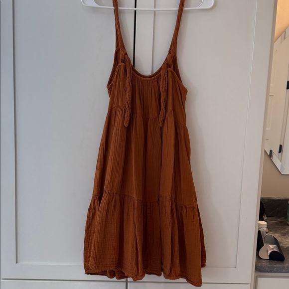 XiRENA Rust Mini Dress - Picture 2 of 5